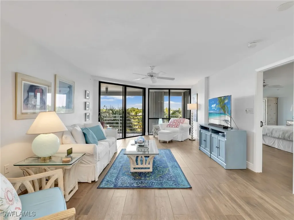 4751 Gulf Shore Boulevard N Naples FL 34103
