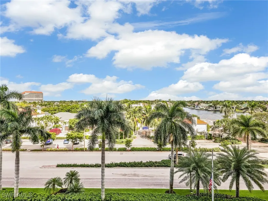 4751 Gulf Shore Boulevard N Naples FL 34103