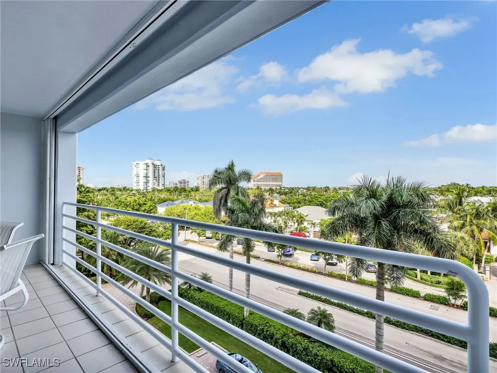 4751 Gulf Shore Boulevard N Naples FL 34103