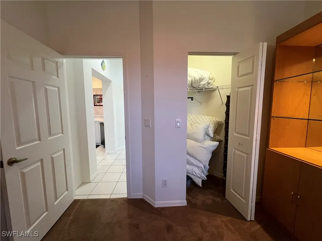 2081 Crestview Way Naples FL 34119