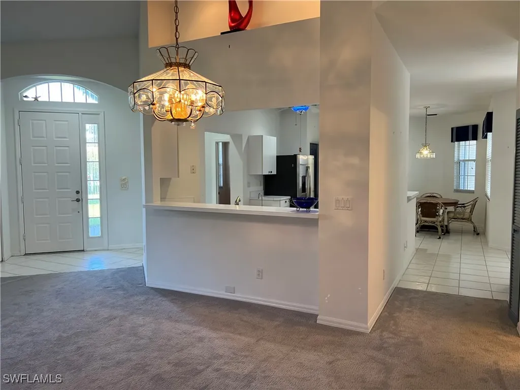 2081 Crestview Way Naples FL 34119
