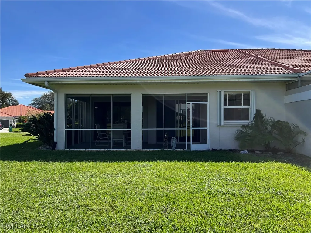 2081 Crestview Way Naples FL 34119