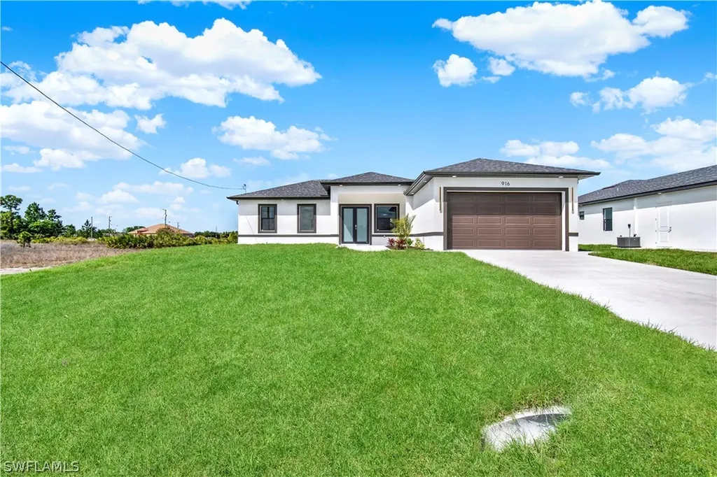 916 Manresa Avenue S Lehigh Acres FL 33974