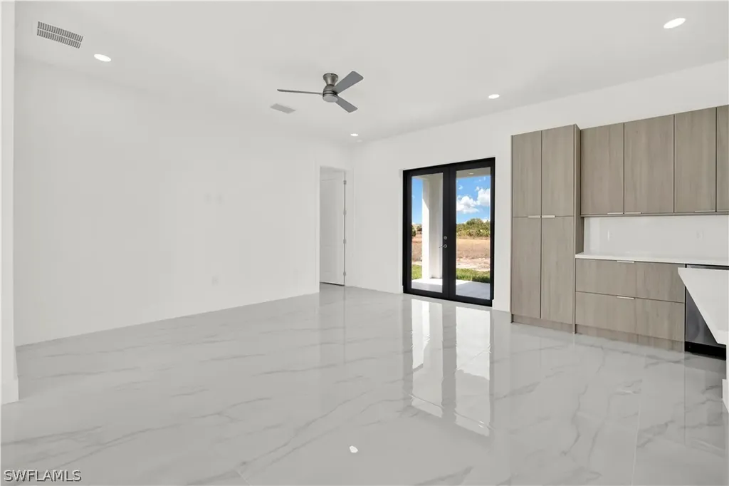 916 Manresa Avenue S Lehigh Acres FL 33974