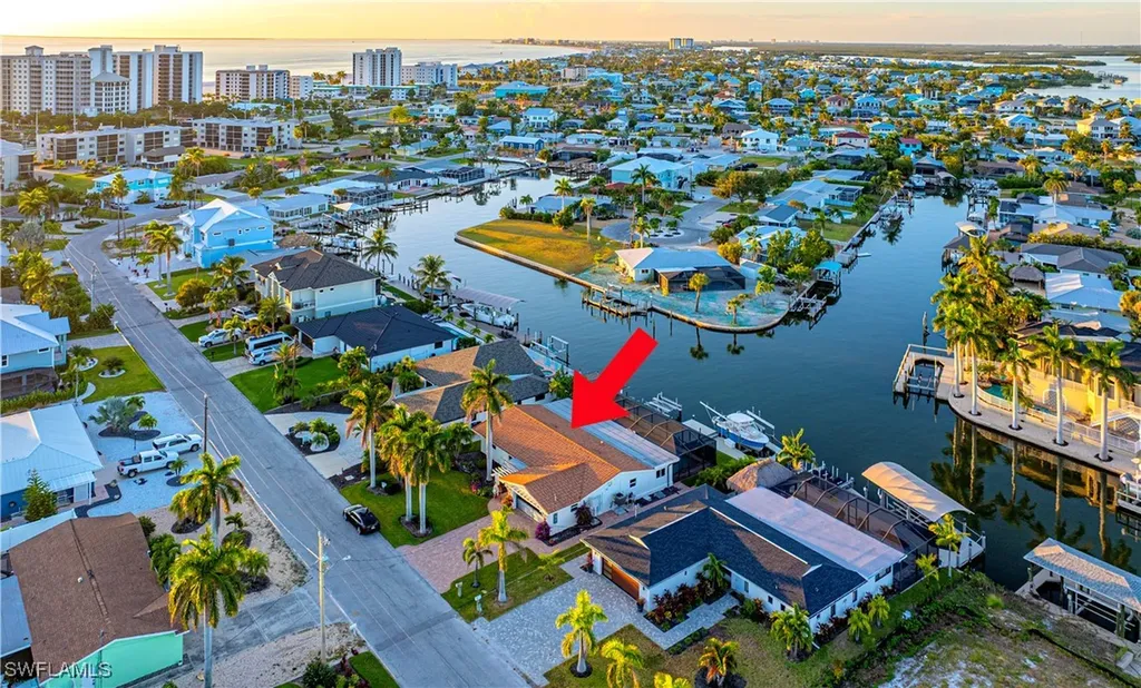 Fort Myers Beach FL, 25 Fairview Boulevard