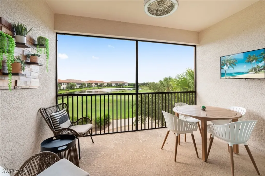 9402 Pocida Court Naples FL 34119