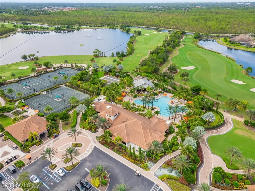 9402 Pocida Court Naples FL 34119