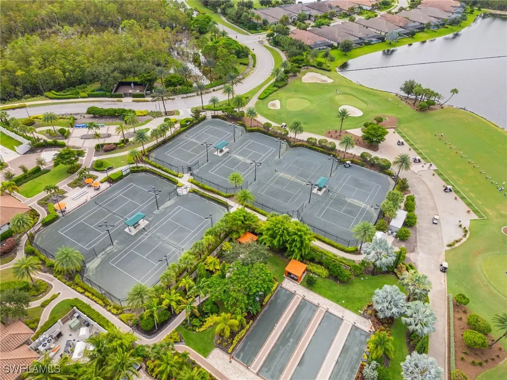 9402 Pocida Court Naples FL 34119