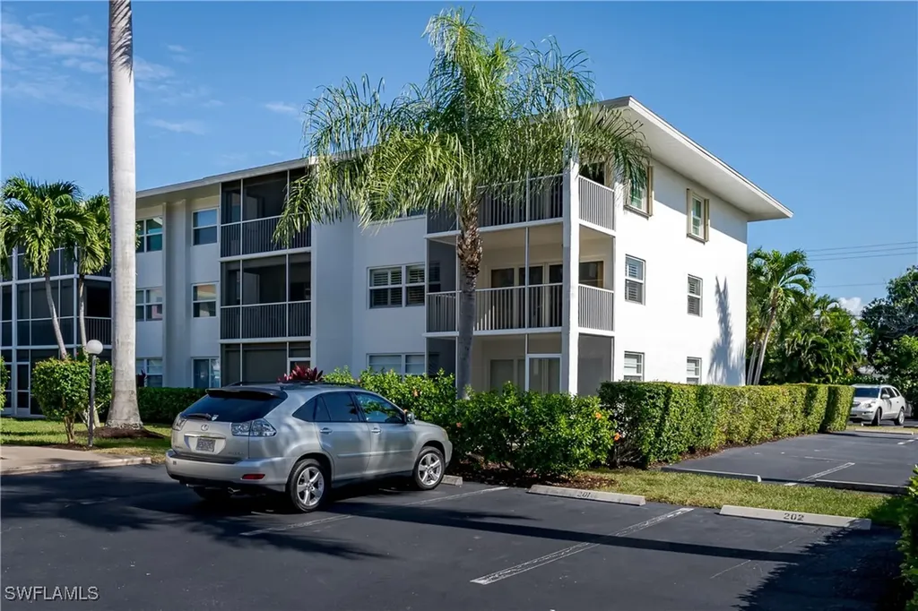 Marco Island FL, 261 S Collier Boulevard, Unit 203