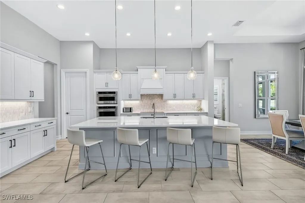 14258 Galley Court Naples FL 34114