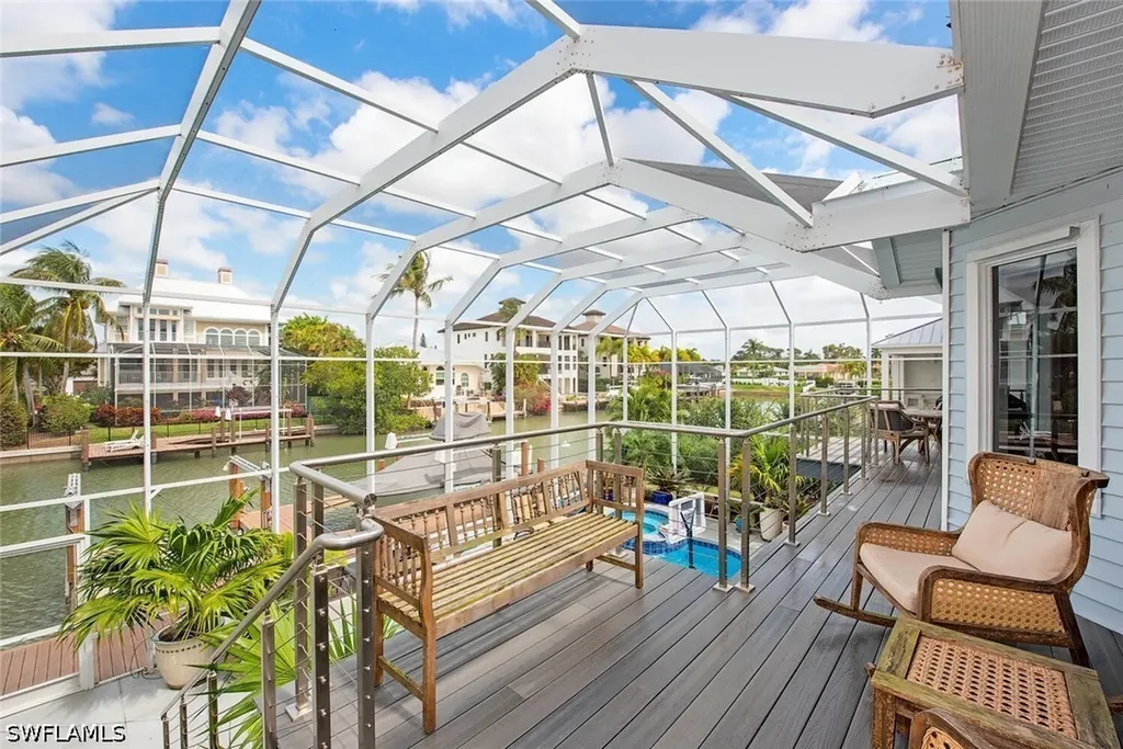 437 Trade Winds Avenue Naples FL 34108