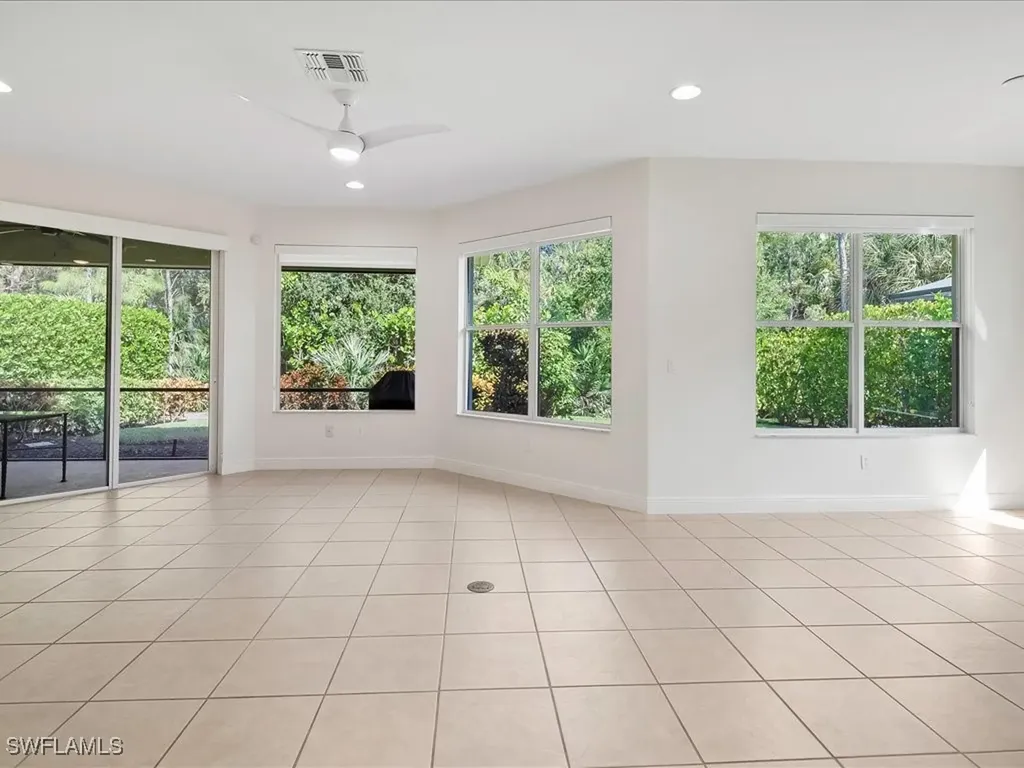 12671 Biscayne Court Naples FL 34105