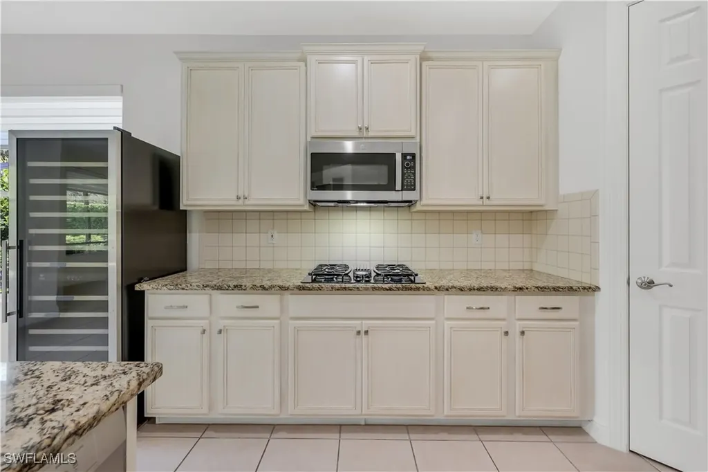 12671 Biscayne Court Naples FL 34105