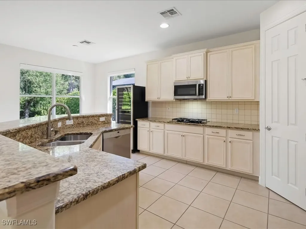 12671 Biscayne Court Naples FL 34105