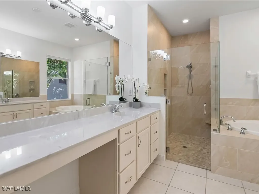 12671 Biscayne Court Naples FL 34105