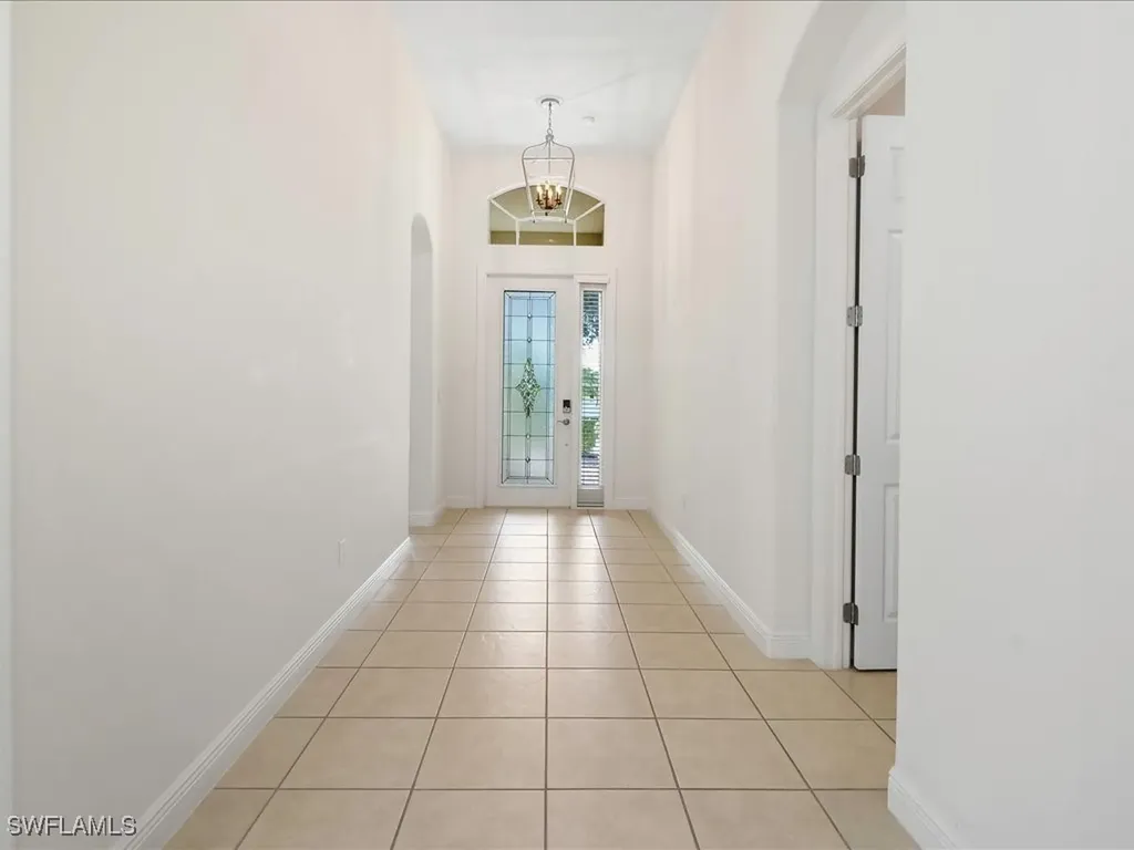 12671 Biscayne Court Naples FL 34105