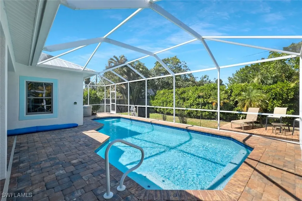 41 5th Street Bonita Springs FL 34134