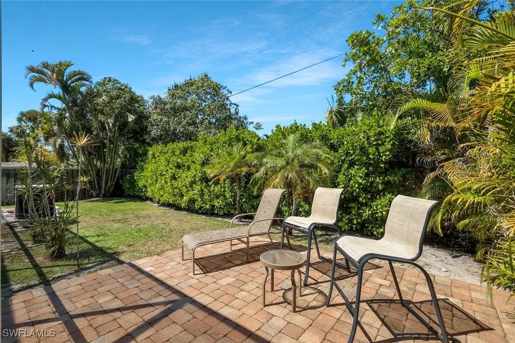 41 5th Street Bonita Springs FL 34134