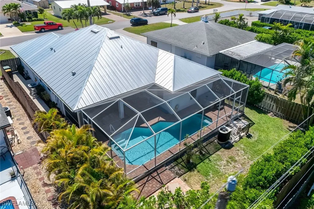 41 5th Street Bonita Springs FL 34134