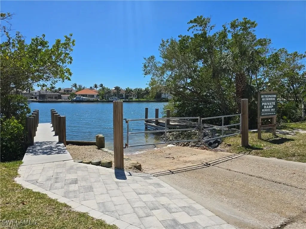 41 5th Street Bonita Springs FL 34134