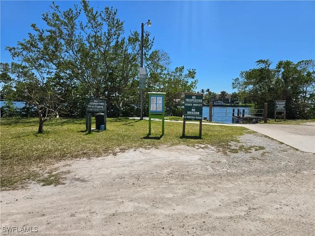 41 5th Street Bonita Springs FL 34134