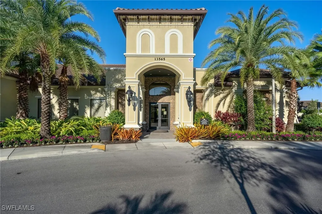 13456 Mandarin Circle Naples FL 34109