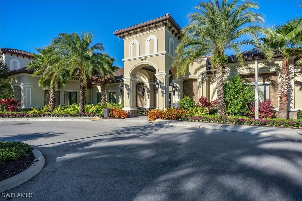 13456 Mandarin Circle Naples FL 34109