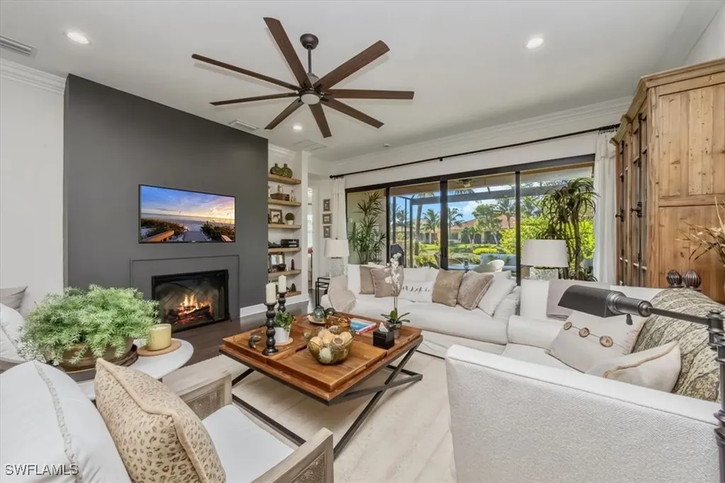 13456 Mandarin Circle Naples FL 34109