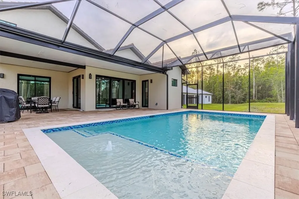 4029 2nd Avenue SE Naples FL 34117