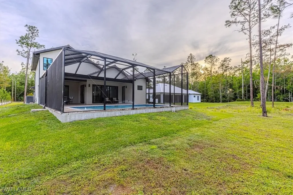 4029 2nd Avenue SE Naples FL 34117