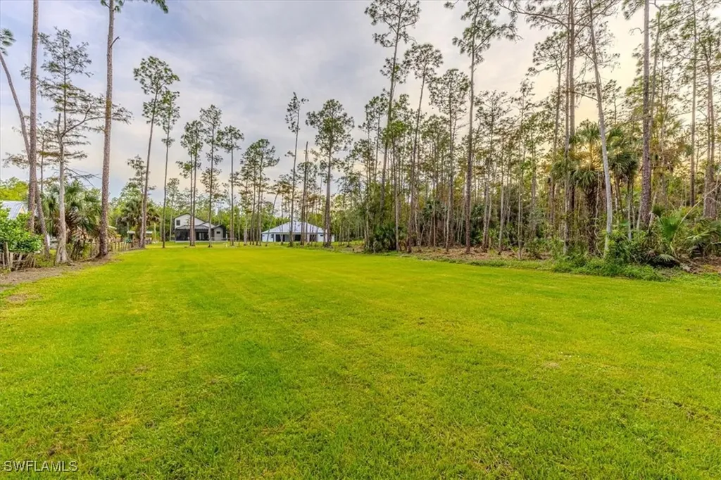 4029 2nd Avenue SE Naples FL 34117