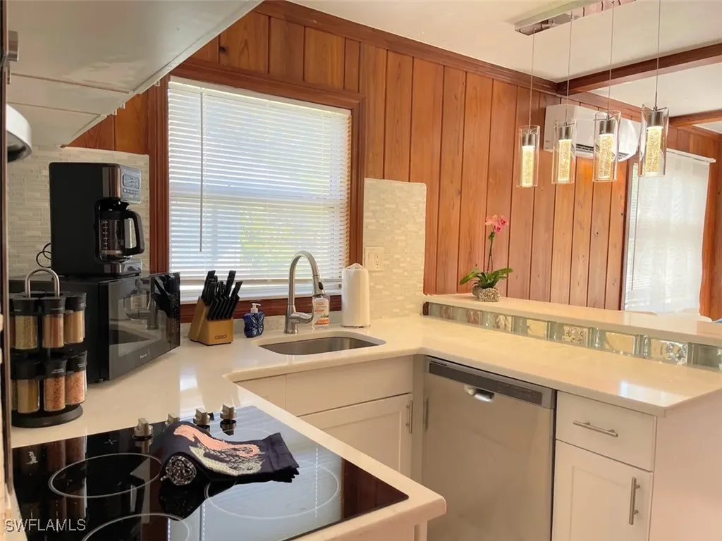 317 Nature View Court Fort Myers Beach FL 33931