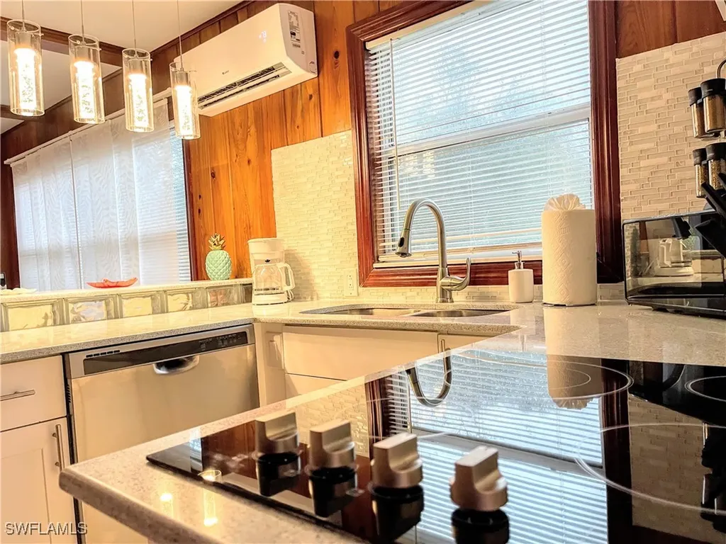 317 Nature View Court Fort Myers Beach FL 33931