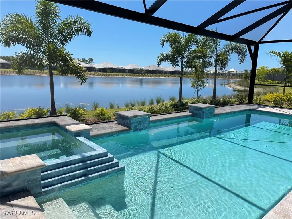 6282 Indies Avenue Naples FL 34113