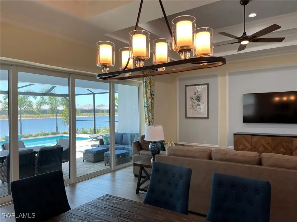 6282 Indies Avenue Naples FL 34113