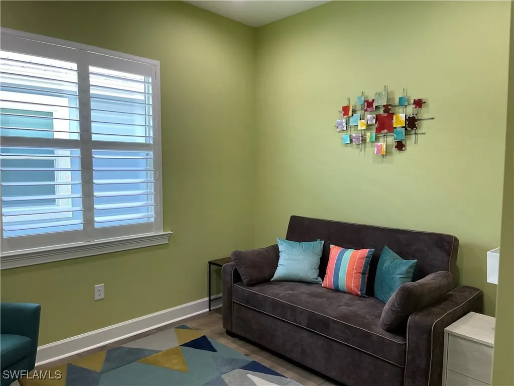 6282 Indies Avenue Naples FL 34113