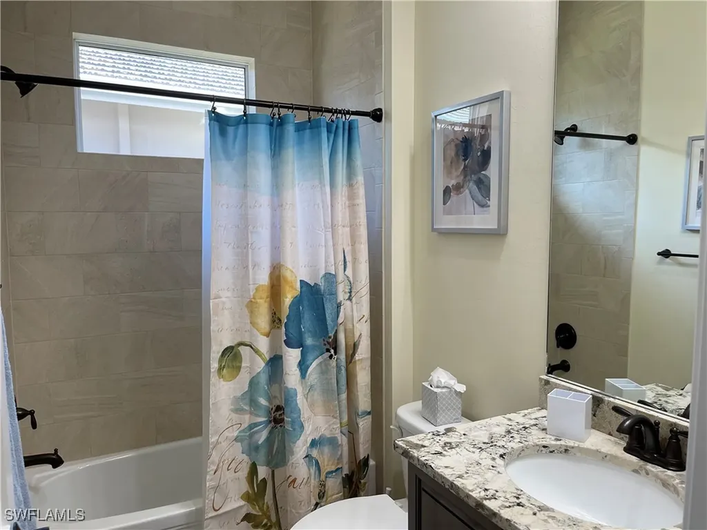 6282 Indies Avenue Naples FL 34113