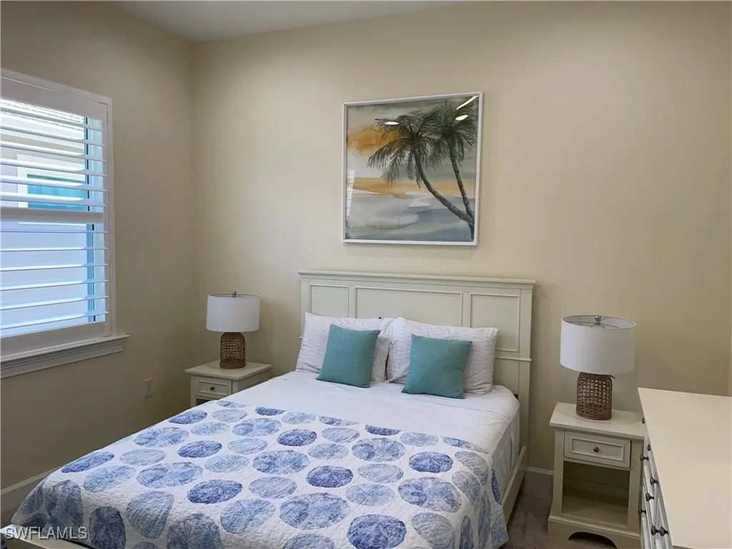 6282 Indies Avenue Naples FL 34113