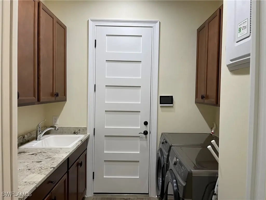 6282 Indies Avenue Naples FL 34113