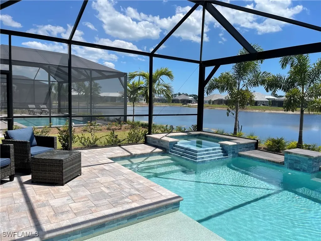 6282 Indies Avenue Naples FL 34113