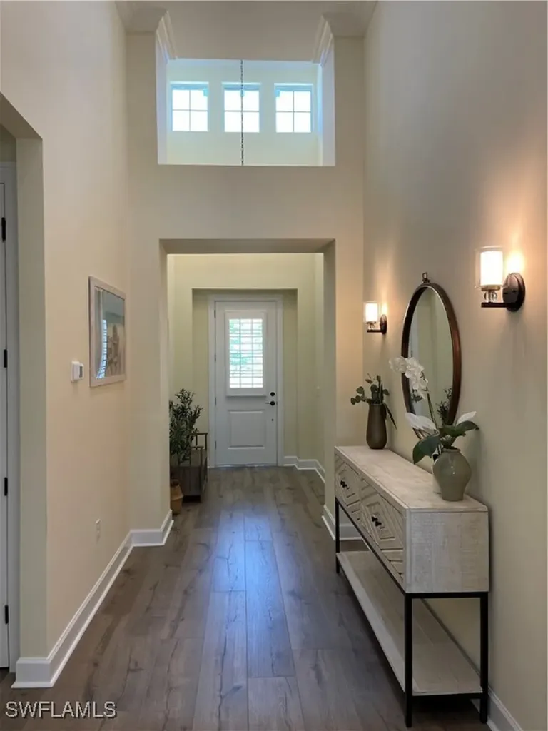 6282 Indies Avenue Naples FL 34113