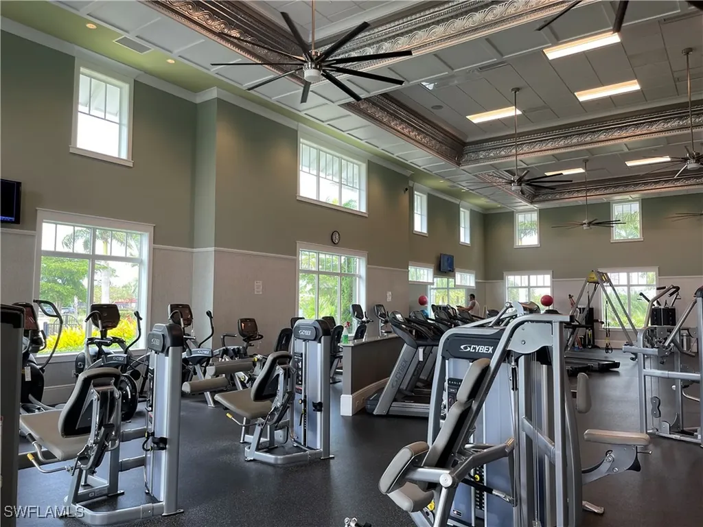 6282 Indies Avenue Naples FL 34113
