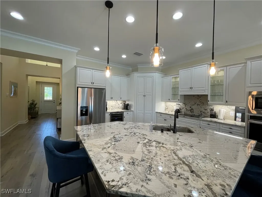 6282 Indies Avenue Naples FL 34113