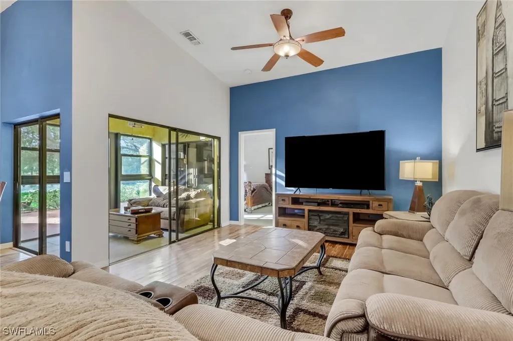 5284 Concord Way Fort Myers FL 33907
