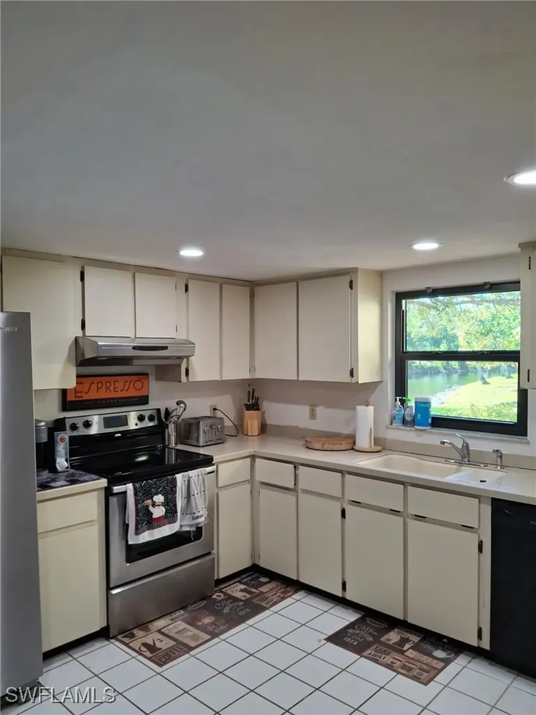 5284 Concord Way Fort Myers FL 33907