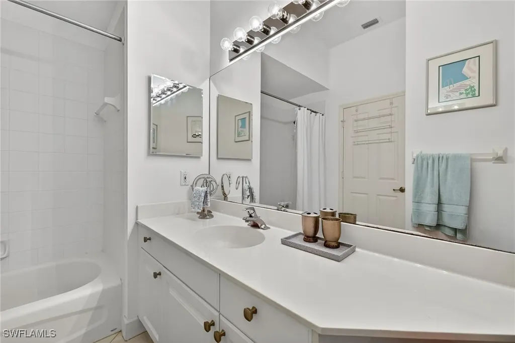 5898 Northridge Drive N Naples FL 34110