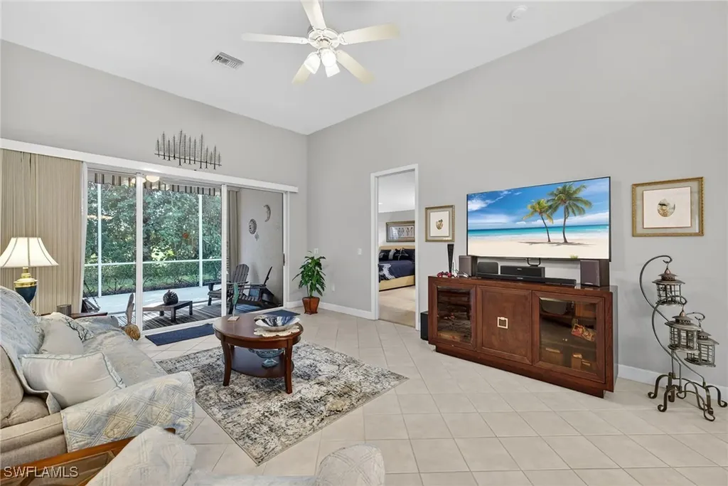 5898 Northridge Drive N Naples FL 34110