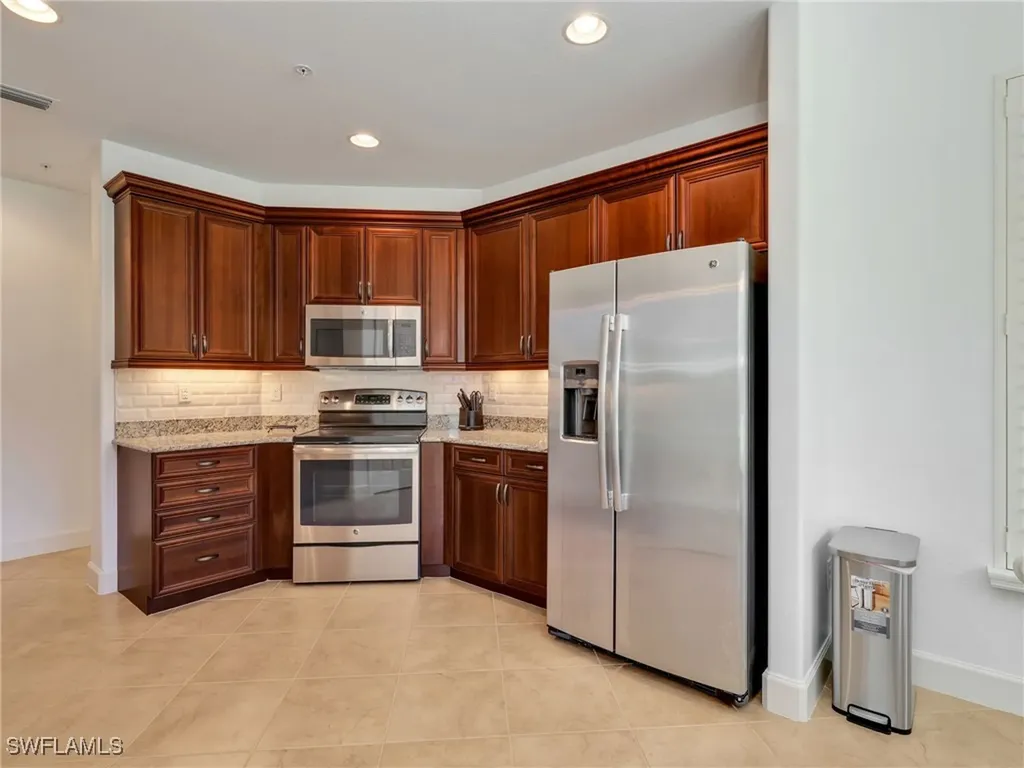 8060 Players Cove Drive Naples FL 34113