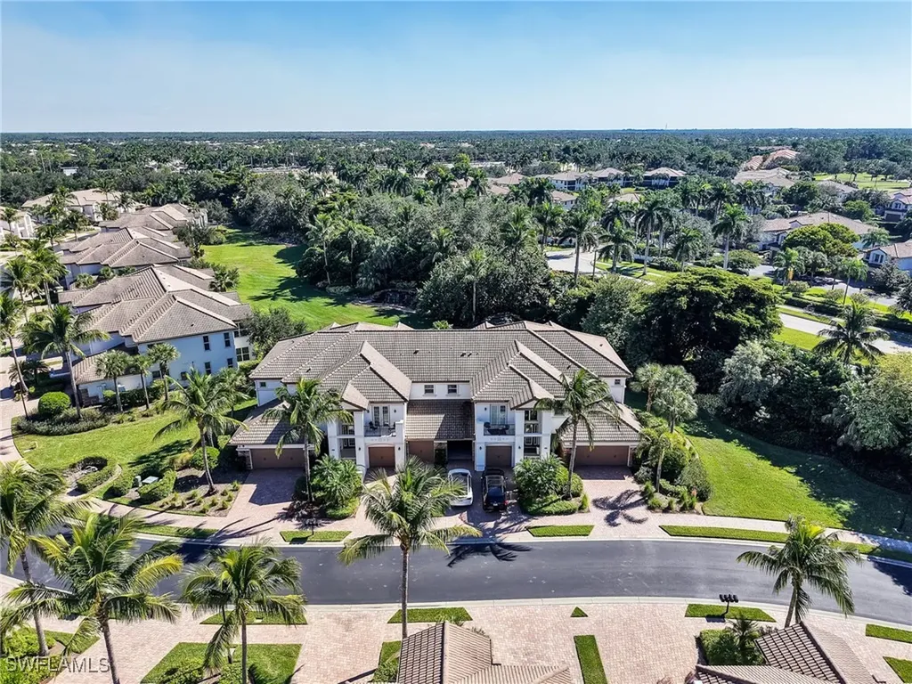 8060 Players Cove Drive Naples FL 34113