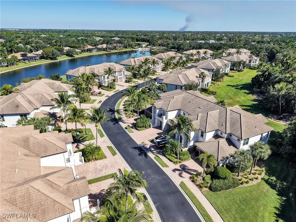 8060 Players Cove Drive Naples FL 34113